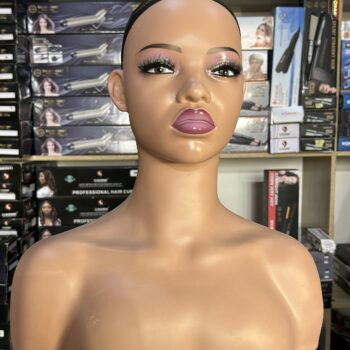 Glammed Mannequin - pink-lip