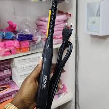 Sonar Pencil Straightener